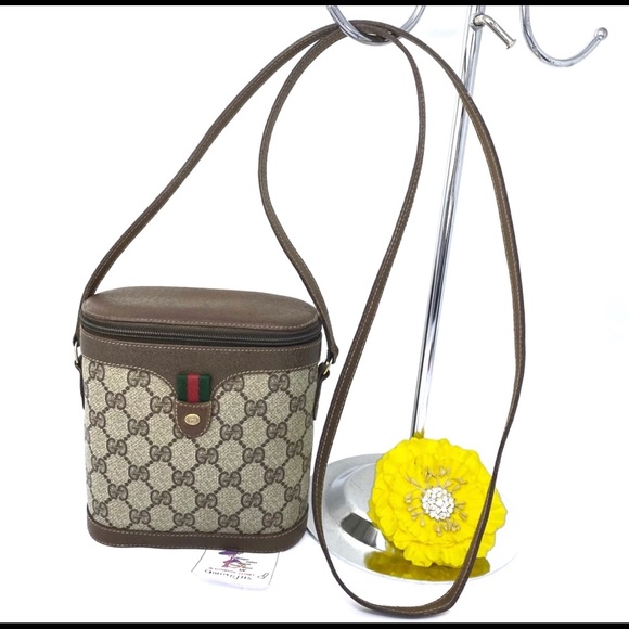 Gucci Bags Gucci Vintage Signature Binocular Crossbody Bag Poshmark